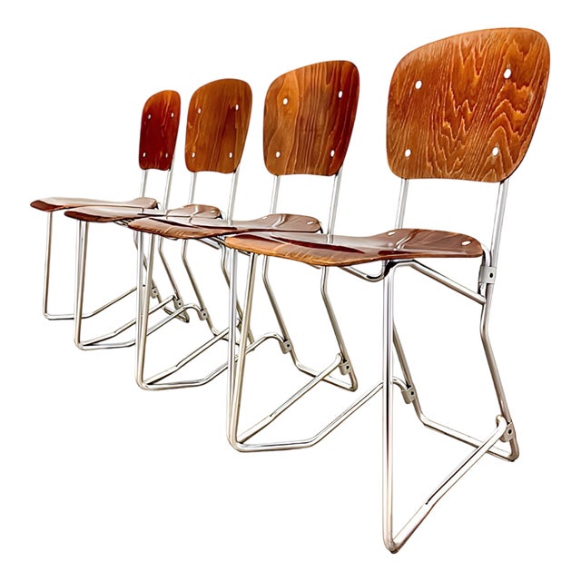 Mid-Century Modern Minimalist First Edition Aluflex Stackable Folding Chairs from Armin Wirth, Switzerland, 1950s, Set of 4 For Sale