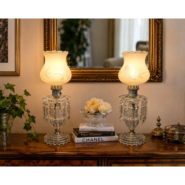 Hollywood Regency Vintage 1950s Hollywood Regency Boudoir Lamp Pair With Frosted Embossed Glass Shades & Prism Accents For Sale - Image 3 of 12