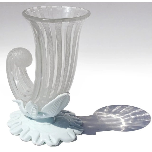 Vintage Venini Bianconi Murano Signed Zanfirico Ribbons Pasta White Italian Art Glass Cornucopia Vase For Sale In Orlando - Image 6 of 12
