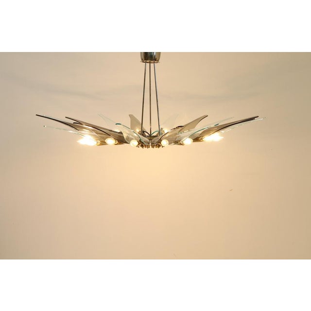 Model 1563 Dahlia Glass Chandelier by Max Ingrand for Fontana Arte, Italy, 1955 For Sale - Image 10 of 13