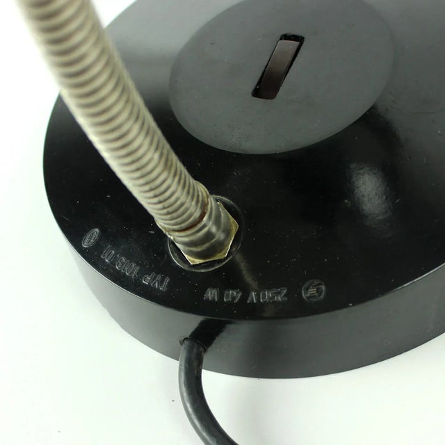 1960s Czechoslovak Black Bakelite & Metal Table Lamp from Elektrosvit, 1960s For Sale - Image 5 of 11