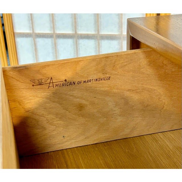 American of Martinsville Mid 20th Century Mid Century Bachelors Chest For Sale - Image 4 of 6