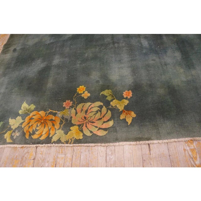1930s Green Floral Minimalist Antique Chinese Art Deco Carpet 8'10" X 11'7" Knotted Wool Rug For Sale In New York - Image 6 of 11