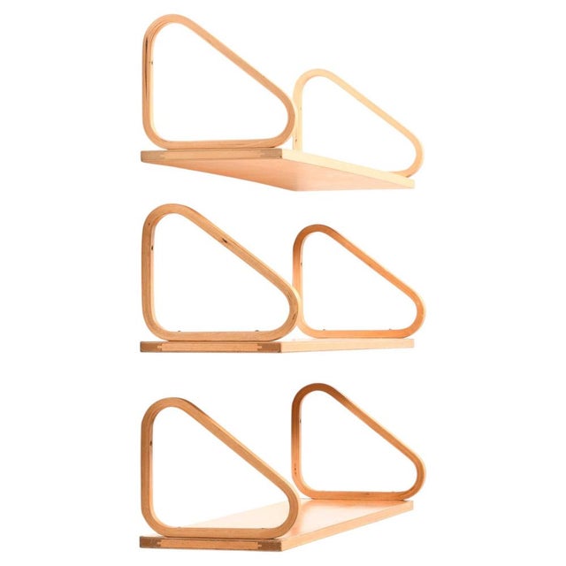 1940s Wall Shelves in Birch attributed to by Alvar Aalto, 1940s, Set of 3 For Sale - Image 5 of 5
