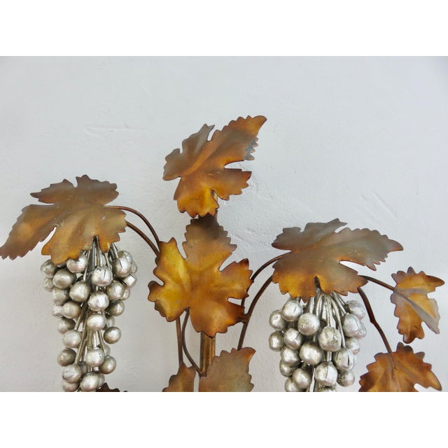 1940s Florentine Wall Sconce with Grapes, Italy, 1940s For Sale - Image 5 of 9