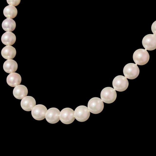 Akoya Pearl Diamond Necklace 16" 18k Gold 10 mm Certified For Sale In New York - Image 6 of 11