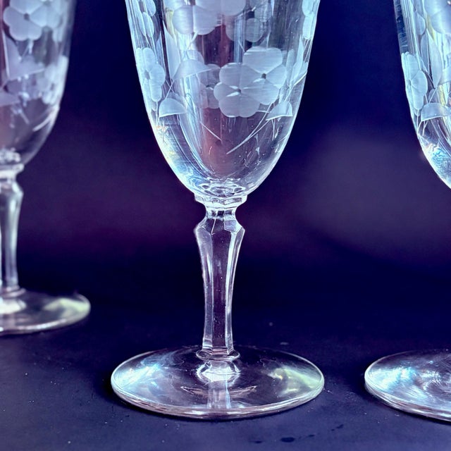 1950s Vintage Libbey Embassy Wine Glasses Set of 4 | 1950s Mid Century Glassware - 5 3/4" For Sale - Image 5 of 8