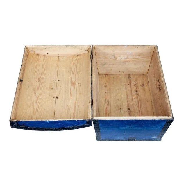 Small Mid 19th Century Swedish Dome Top Box For Sale - Image 6 of 9