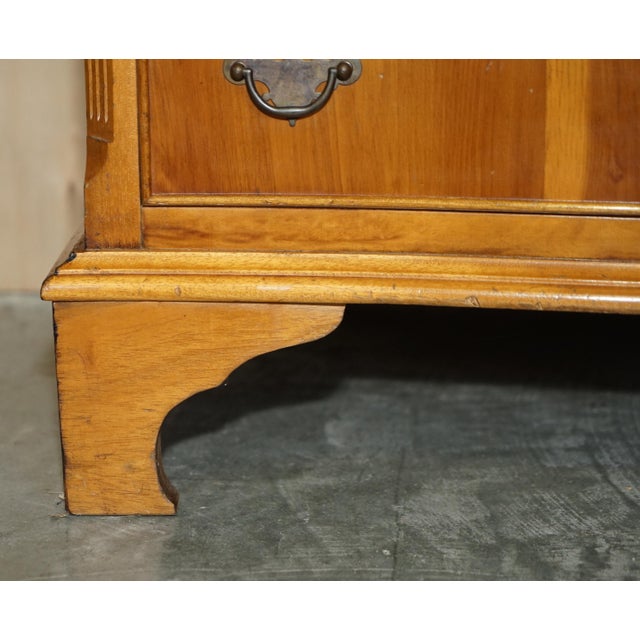 Vintage Wide Burr & Burl Yew Wood Chest of Drawers, Set of 2 For Sale - Image 6 of 18