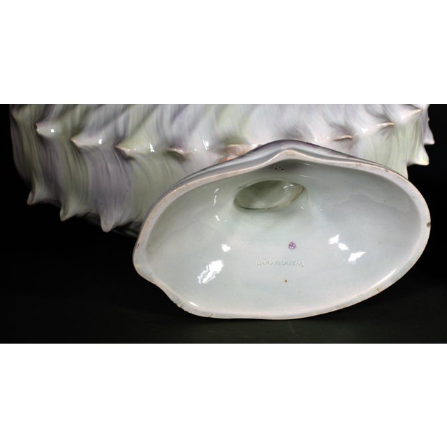 Wedgwood Pearlware Nautilus Shell Part Dessert Service in Pink and Yellow Circa 1800–1815 This Wedgwood pearlware part...
