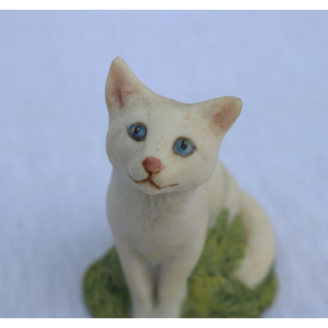 1970s Vintage Aynsley Fine Porcelain Bisque Cat Figurine From England For Sale - Image 5 of 6