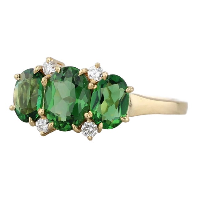 1.69ctw Green Chrome Diopside Diamond 3-Stone Ring 18k Yellow Gold Size 7.5 For Sale