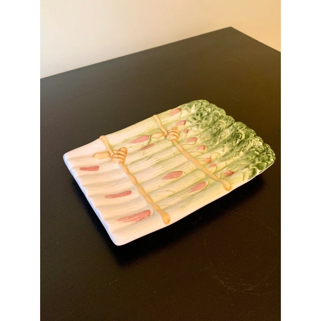 French Country Majolica Ceramic Trompe l'Oeil Asparagus Dish For Sale - Image 3 of 9
