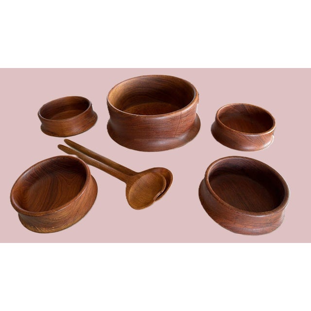1960s 1960s MCM Scandinavian Style Wooden Salad Bowl Set**Cracks Noted/Decor Use Recommended** For Sale - Image 5 of 18