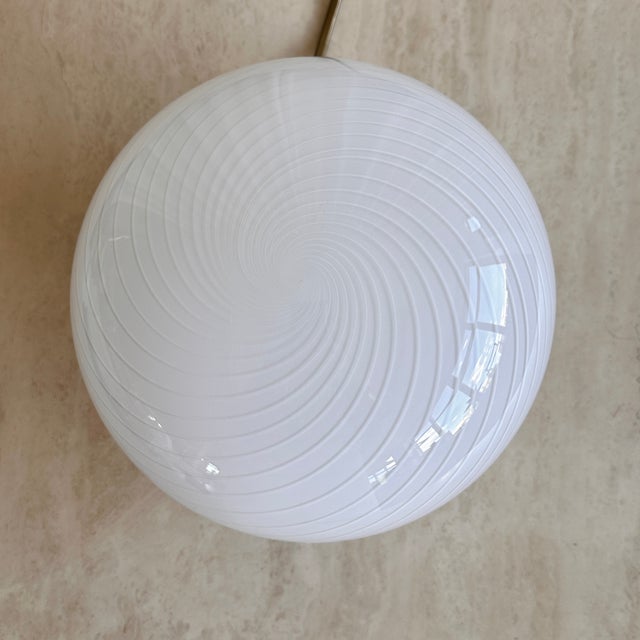 White Swirl Murano Glass Table Lamp with Brass Bases, 1970s For Sale - Image 11 of 18