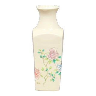 Vintage Cho Cho Chinoiserie Floral Vase For Sale