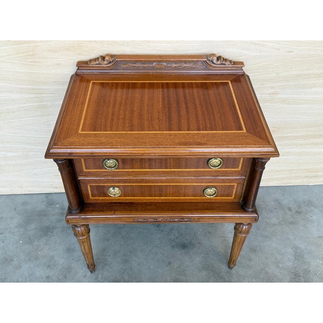 Early 20th Century Early 20th Century French Walnut Nightstands or Side Tables with two drawers, 2 Pieces For Sale - Image 5 of 18