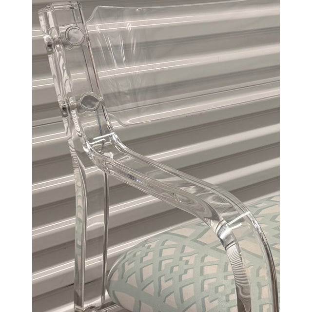 Schumacher Mid-Century Lucite Chairs For Sale - Image 4 of 7
