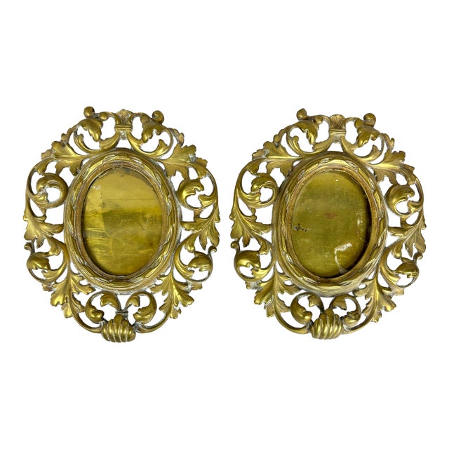 19th Century French Bronze D’Or Oval Picture Frames - A Pair For Sale
