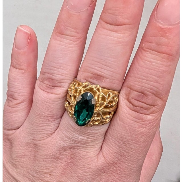 Napier Vintage 1960s Signed Napier Goldtone Oval Faux-Emerald Adjustable Ring For Sale - Image 4 of 12