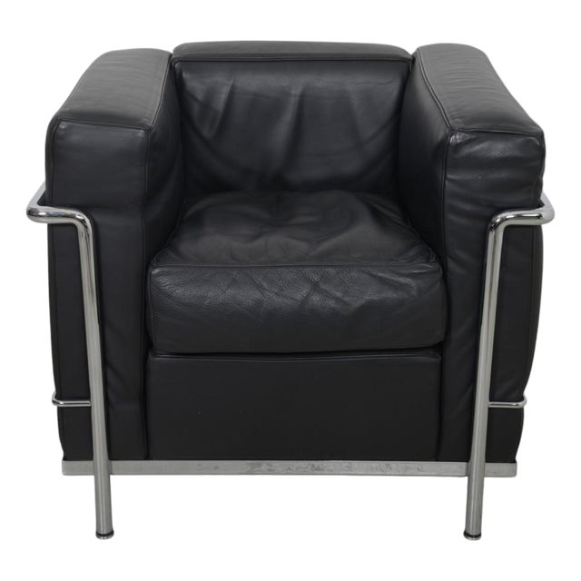 LC2 Chair in Black Leather by Le Corbusier, 2000s For Sale