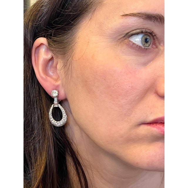 1950s 7 Ct Diamond Drop Cocktail Earrings Platinum with 2 Ct Solitaire Diamond For Sale - Image 13 of 18