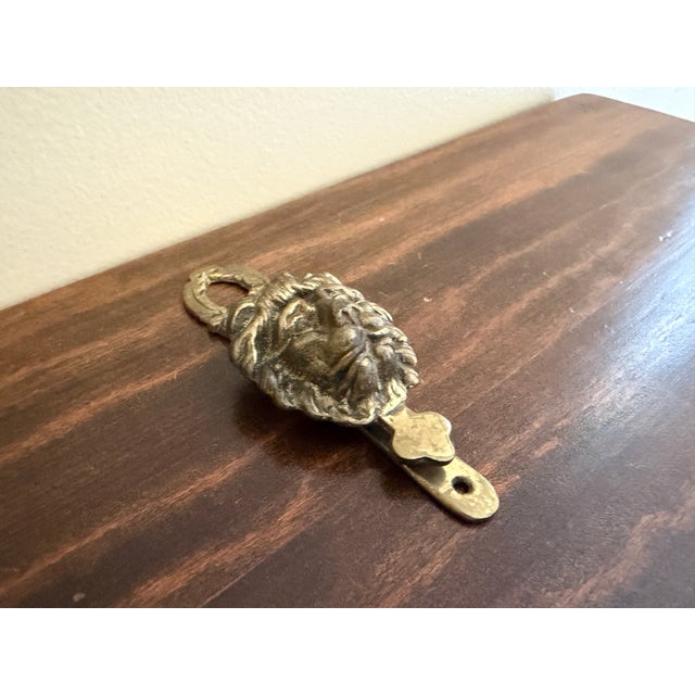 Circa 1930s English Cast Brass Lion Head Door Knocker For Sale - Image 4 of 9