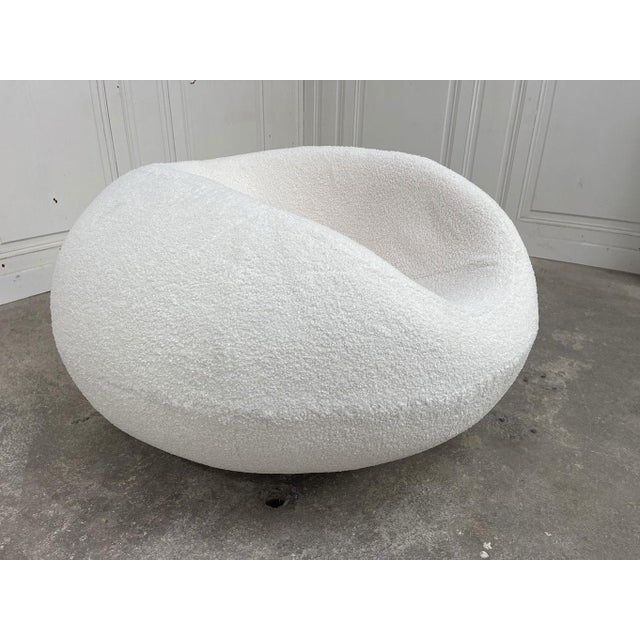 Vintage White Ball Chair, 1970 For Sale - Image 6 of 8