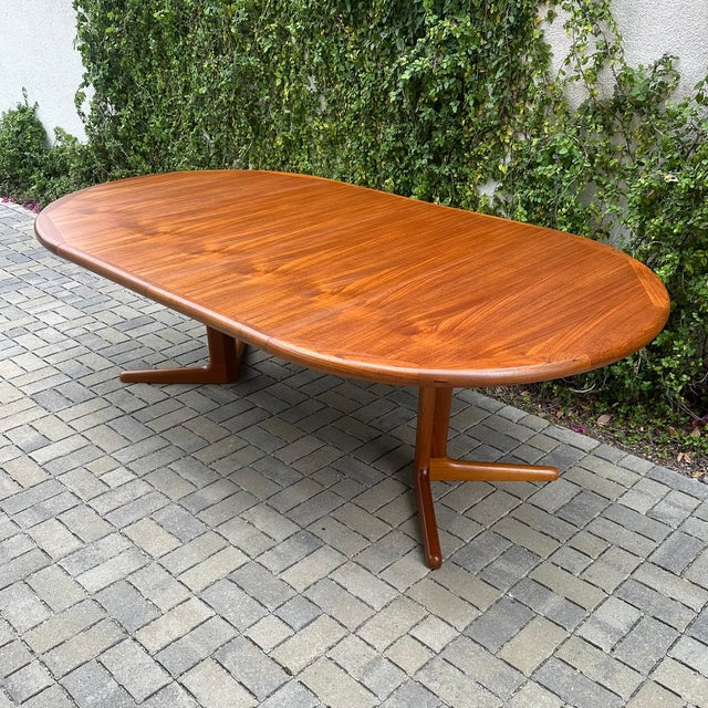 Vintage 1970s Danish Modern Teak Pedestal Base Extension Dining Table For Sale - Image 11 of 12