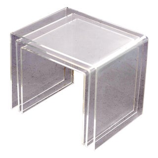 French Nesting Tables in Acrylic Glass, 1970s, Set of 3 For Sale