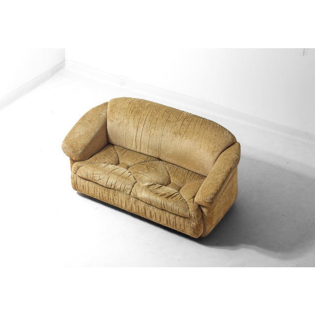Italian 2-Seater Sofa in Beige Velvet, 1970s For Sale - Image 6 of 12
