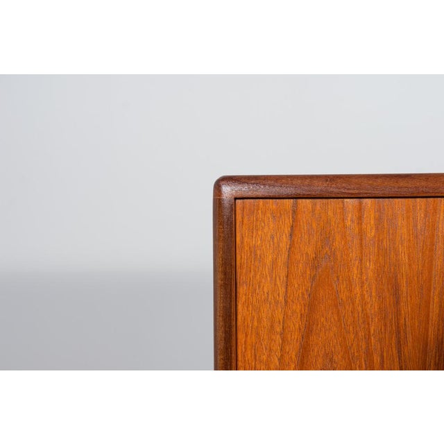 1960s Mid-Century Model Fresco Sideboard in Teak by Victor Wilkins for G-Plan, United Kingdom, 1960s For Sale - Image 5 of 18