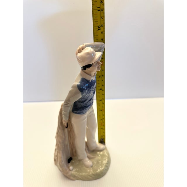 1980s Royal Doulton England "Golfer" Figurine Hn2992 Signed Robert i.tabbenor For Sale - Image 11 of 12