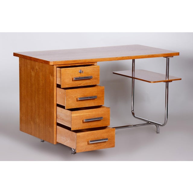 Bauhaus Oak Writing Desk attributed to Jindřich Halabala for Up Závody, 1930s For Sale - Image 9 of 14