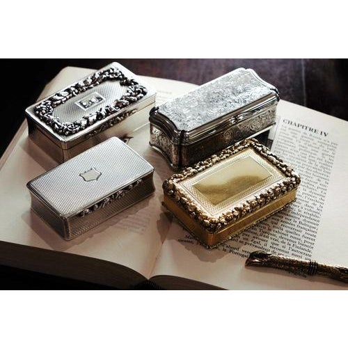 Large Antique Silver Snuff Box with Cast Acanthus Border by Edward Edwards, London, United Kingdom, 1838 For Sale - Image 18 of 18