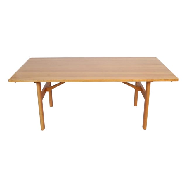 6284 Dining Table in Cherry by Børge Mogensen, 1990s For Sale