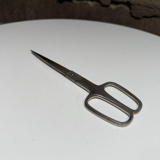 1960s Mid-Century Modern Italian-Made Office or Dressmaking Shears I S A For Sale In San Diego - Image 6 of 14