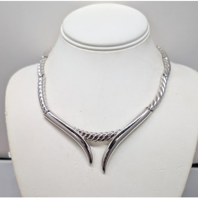 Mid-Century Modern Vintage 1970s Signed Monet Rhodium Plated Tubular Necklace For Sale - Image 3 of 11