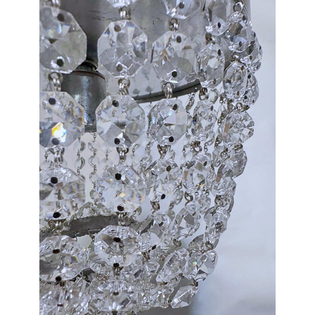 1950s Vintage Hollywood Regency Reeded Tiered Crystal Basket Chandelier For Sale - Image 5 of 9
