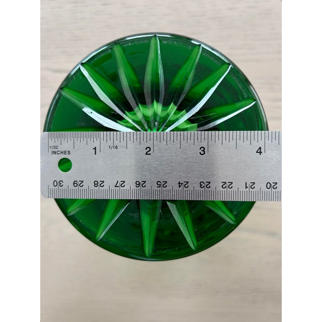 Vintage 1960s West German Cut-to-Clear Emerald Crystal Vase - 3.25 LBS For Sale - Image 12 of 12