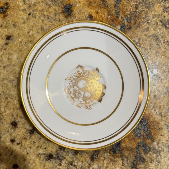 White Mid 20th Century Spode Golden Harvest Footed Tea Cups and Saucers Set of 6 - 12 pcs For Sale - Image 8 of 11