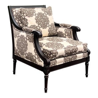 Ethan Allen Neoclassical Fairfax Lounge Chair For Sale