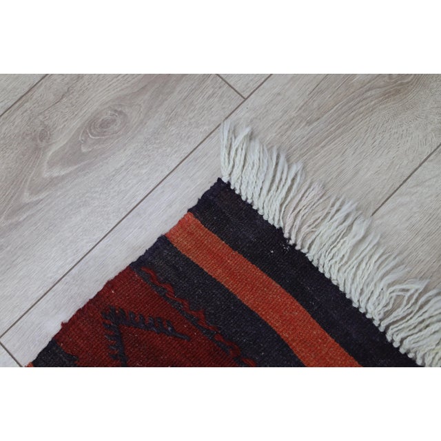 Textile 1980s Southwestern Burgundy Striped Kilim For Sale - Image 7 of 13