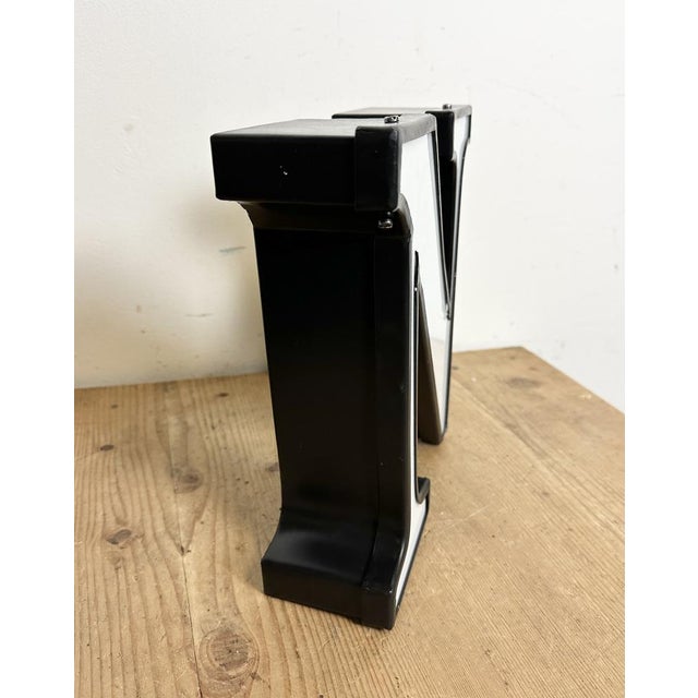 Metal Vintage Illuminated Letter N, 1970s For Sale - Image 7 of 17