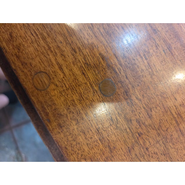Wood 18th Century Drop Leaf Gate Leg Brown Mahogany Small Table William & Mary For Sale - Image 7 of 18