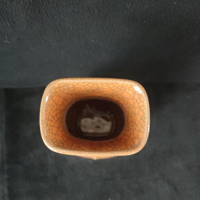 Chinese Ceramic Vase,Ge Ware Brown Crackle Glaze Porcelain Double Ears Vase For Sale - Image 4 of 10