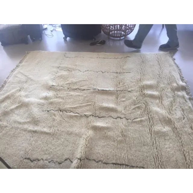 Original Moroccan Beni Ourain Rug - 6′3″ × 7′8″ For Sale In Los Angeles - Image 6 of 8