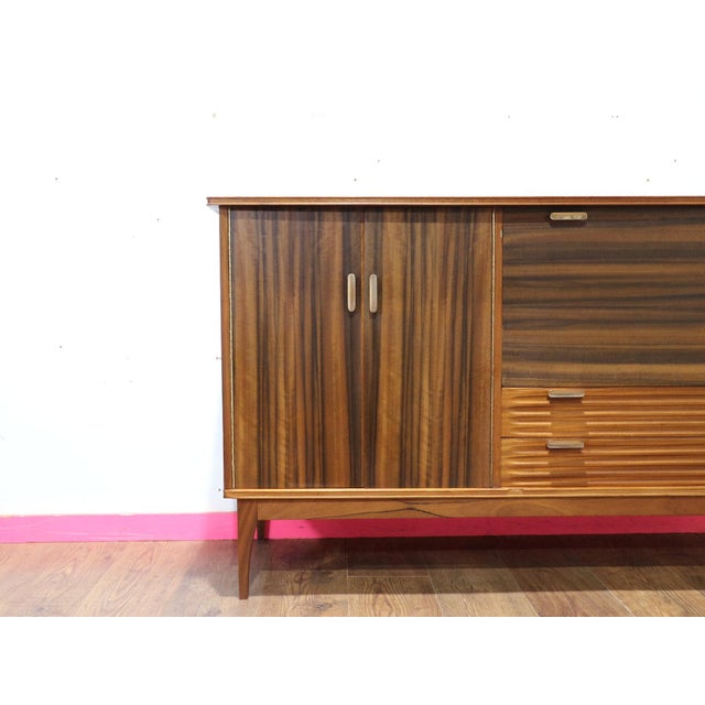 1960s Mid Century Modern Vintage Credenza Sideboard Buffet Danish Style For Sale - Image 11 of 14