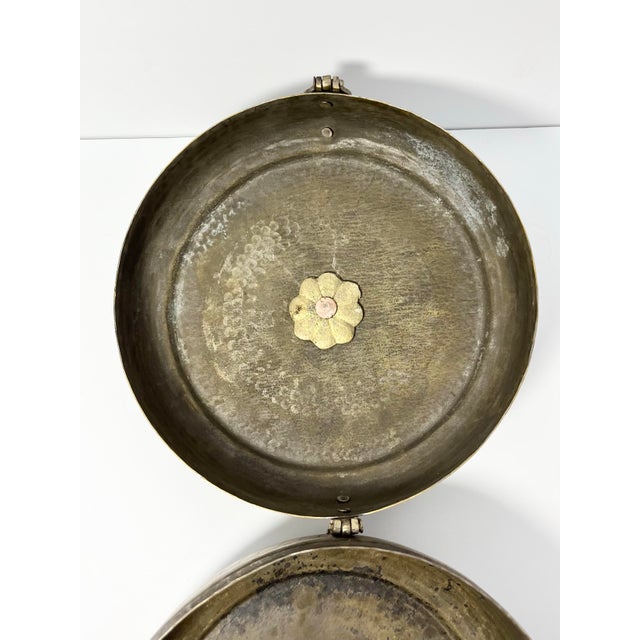 1970s Vintage Silver & Brass Tone Engraved Handmade Round Chapati Bread Box For Sale - Image 9 of 12