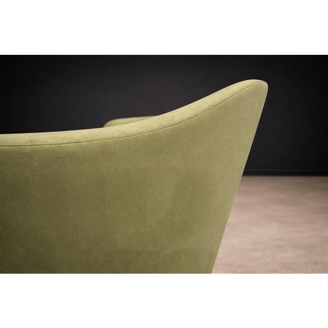 Olive “Concha” Armchair in Ultrasuede, Attributed to Joaquim Tenreiro, Brazil, 1950s For Sale - Image 8 of 9